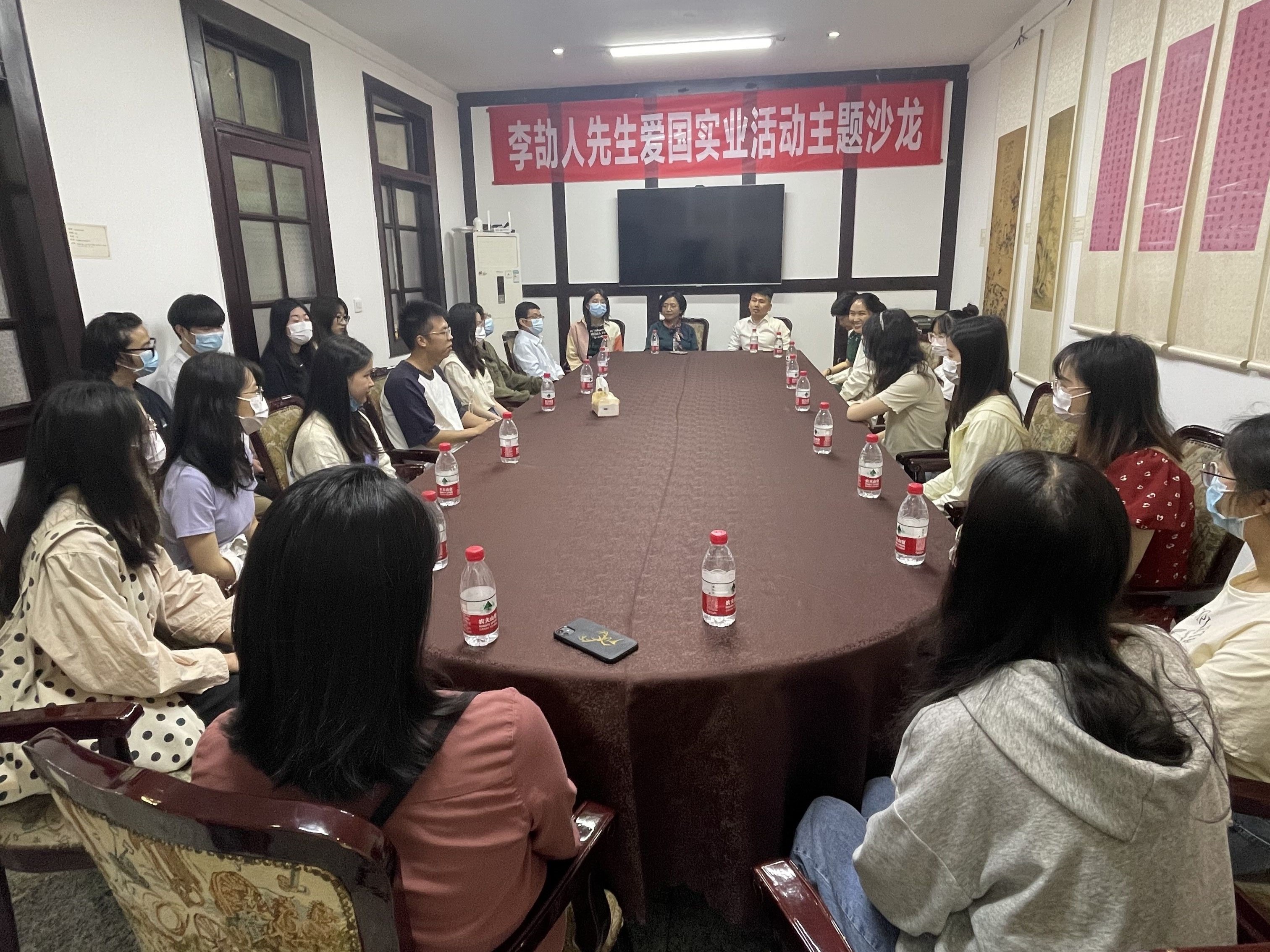 图片2.jpg 图片2.jpg