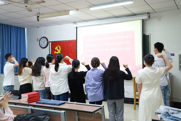 图片5.jpg 图片5.jpg